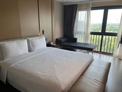 -苏州工业园区奥特莱斯亚朵酒店
