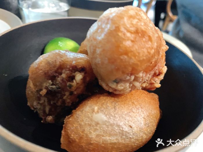 胡麻(静安嘉里店)傣味炸鸡图片