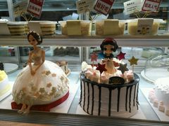 -焙丽拾光(麦凯乐直营店)