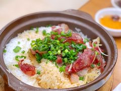 腊肉煲仔饭-周锦记广式餐厅