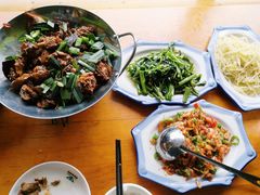 -临江餐馆二楼美食部落