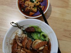 -正東记港味烧腊餐室(天鹅湖银泰城店)
