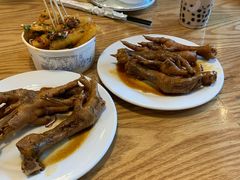 -兔行天下-鸿鹤鲜锅兔(中海国际店)