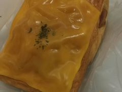 芝士小龙虾味香肠面包-85度C(南京珠江华海店)