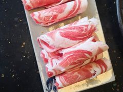 -茅草房·河畔园林火锅