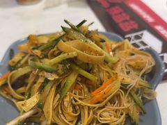 -辣盆盆麻辣小龙虾(哈尔滨总店)
