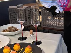 -MONICH牛排融合餐厅(和义大道购物中心店)