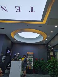 -藤野造型烫染·漂发