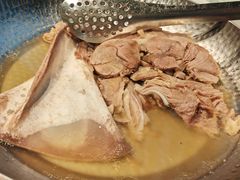 精品手把肉-巴音浩日娲·蒙餐(双林东路店)