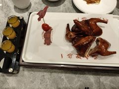 -朱记乳鸽王·非遗石岐乳鸽·全鸽宴(大兴旗舰店)