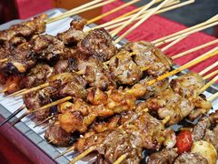 -龙巢盱眙龙虾·牛蛙·烧烤宵夜(八卦岭店)