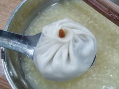 -清真老铁家灌汤包