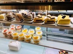 -焙丽拾光(麦凯乐直营店)
