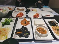 -青松馆韩国料理(香港中路佳世客店)