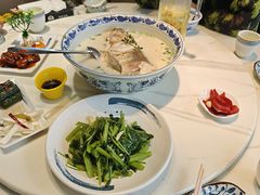 -南京金牛湖巨碗鱼头