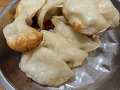 -黄阿姨锅贴大王(万航渡路店)