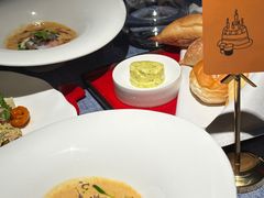 -弦月窗LUNETTE BY AMANDA(复兴路店)