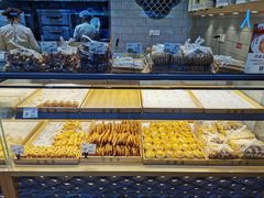面包甜点陈列柜-汪保来(杭州解放路店)