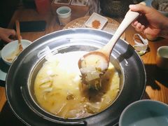 -九锅一堂酸菜鱼(新南凯德直营店)