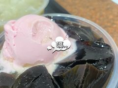 龟苓膏加雪糕-百花传统甜品店(原址店)