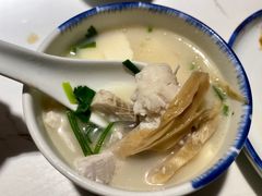 -姜君·千岛湖鱼头馆(浦东大道店)