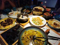 -荷塘秋月·本帮江浙菜(国权路店)