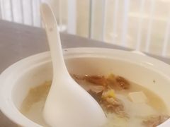 -粤尚腾香居中餐厅(首都机场希尔顿店)