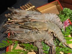 -铭牛烧肉·和牛海鲜自助(高新月牙湖店)