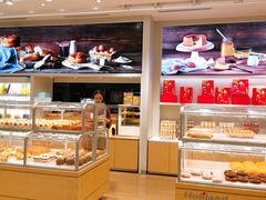 面包甜点陈列柜-好利来(梅江永旺店)