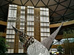 -上海滴水湖皇冠假日酒店