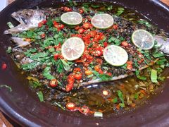 -老滇山寨•云南特色菜•地方菜•民族风情歌舞表演(金碧店)