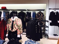 -ZARA(海港城店)
