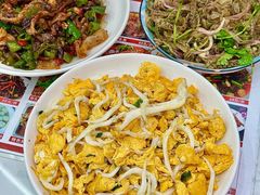 -丹水桥地锅鱼·翘嘴鲌·地方特色全鱼宴(丹江口大坝店)