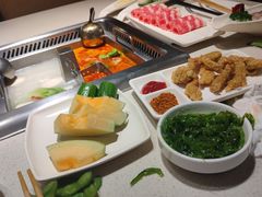 -海底捞火锅鲜切牛肉主题店(长寿路店)