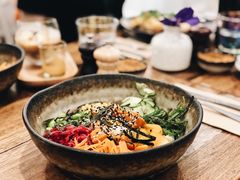 Spicy&nbsp;Salmon&nbsp;Poke&nbsp;Bowl-FLOVIE FLORIST CAFE