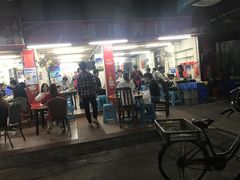 门面-雄伟美食(高沙中街店)