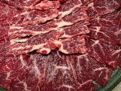 手切本地特级靚牛肉-金海阁海鲜火锅