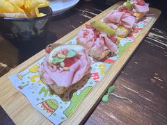 -Famous肥猫墨西哥音乐餐吧(五棵松华熙LIVE店)