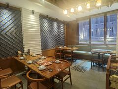 -Hoang Yen Vietnamese Cuisine