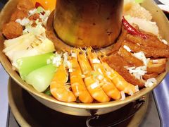 烧肉什锦锅-鼓楼东街老火锅(鼓楼店)