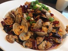 -赶海部落海鲜城(海阳路店)