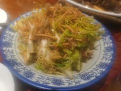 苦菊拌馓子-满堂春特色餐馆