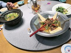 -鹊华居·地道鲁菜·海鲜·融合味(大明湖店)