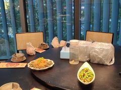 -肥肥虾庄·金牌油焖大虾(东湖欢乐谷店)