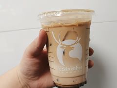 陨石咖啡-瑞幸咖啡(盛博广场店)