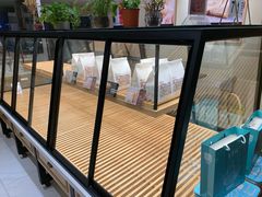 面包甜点陈列柜-爸爸糖吐司面包(南京鼓楼龙江店)