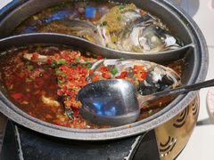 双椒鱼头-阿瓦山寨·湘菜现炒·剁椒鱼头王(咸阳总店)