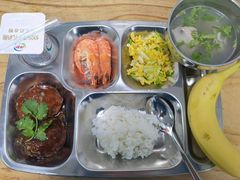 -兜莱·亲亲袋鼠国际早教