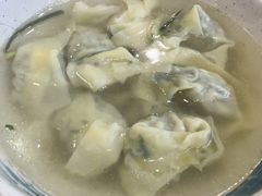 菜肉大馄饨-章氏(广粤路店)