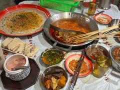 -大芊金重庆串串火锅(南京路店)